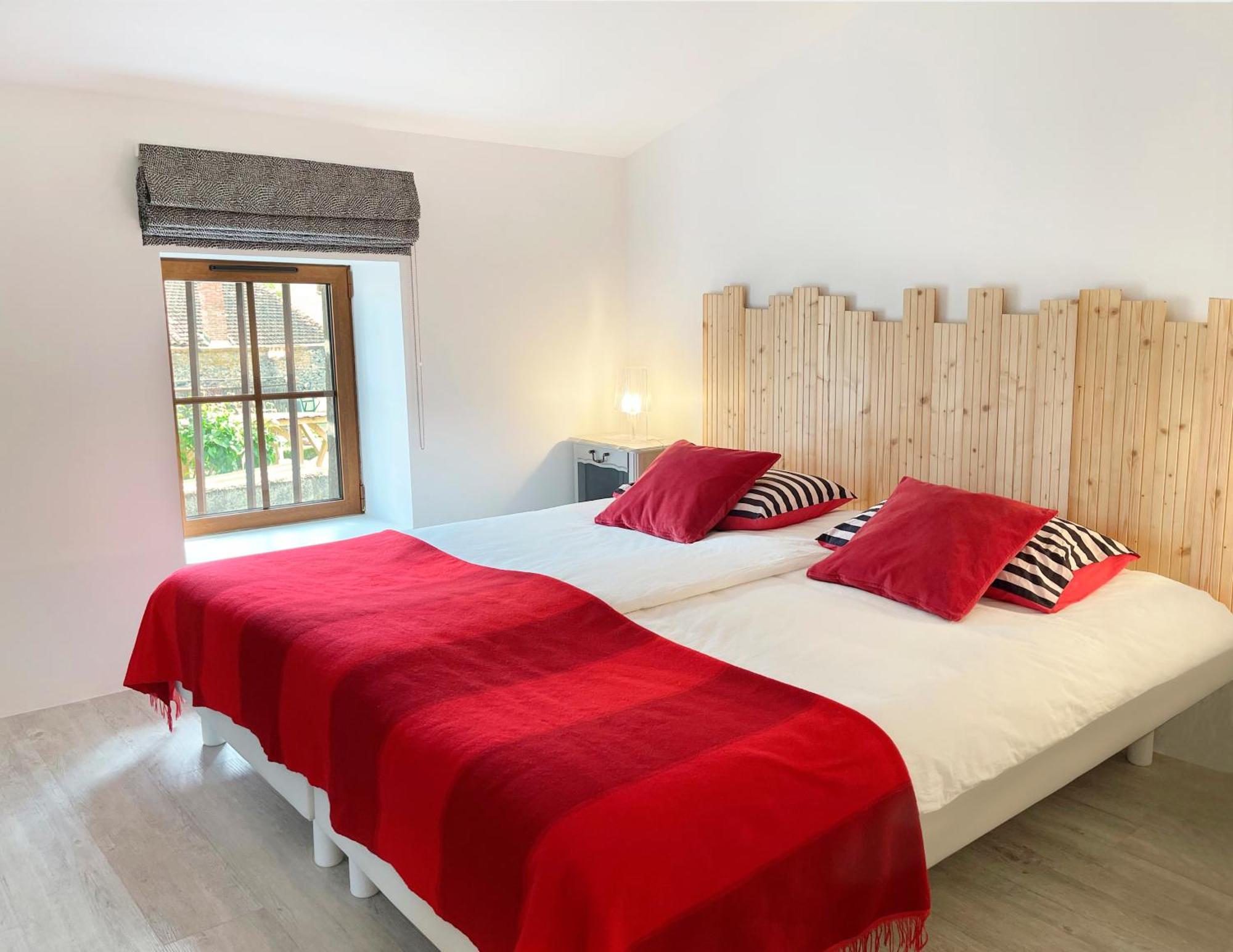 Chemin Des Ormeaux Bed & Breakfast Ennezat Exterior photo